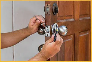 Jacksonville Locksmith Solution Jacksonville, FL 904-531-3124 - 3-residential-lock-change